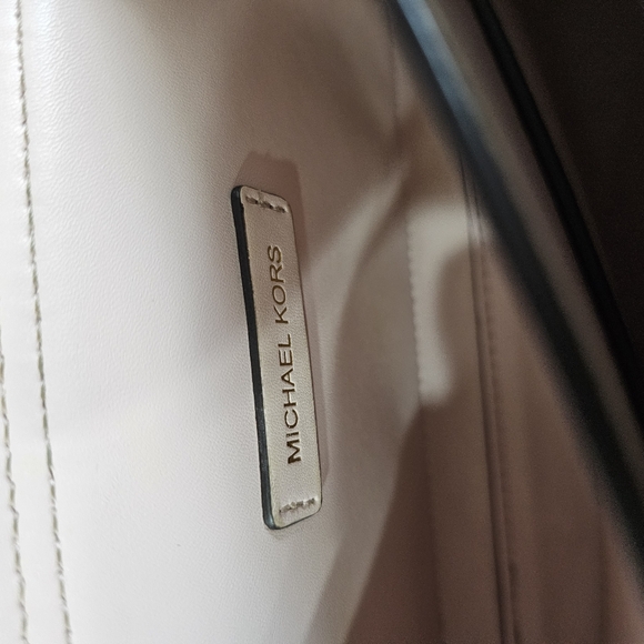 Michael Kors GUC Lita Medium Two Tone Logo Crossbody Bag - Picture 9 of 13